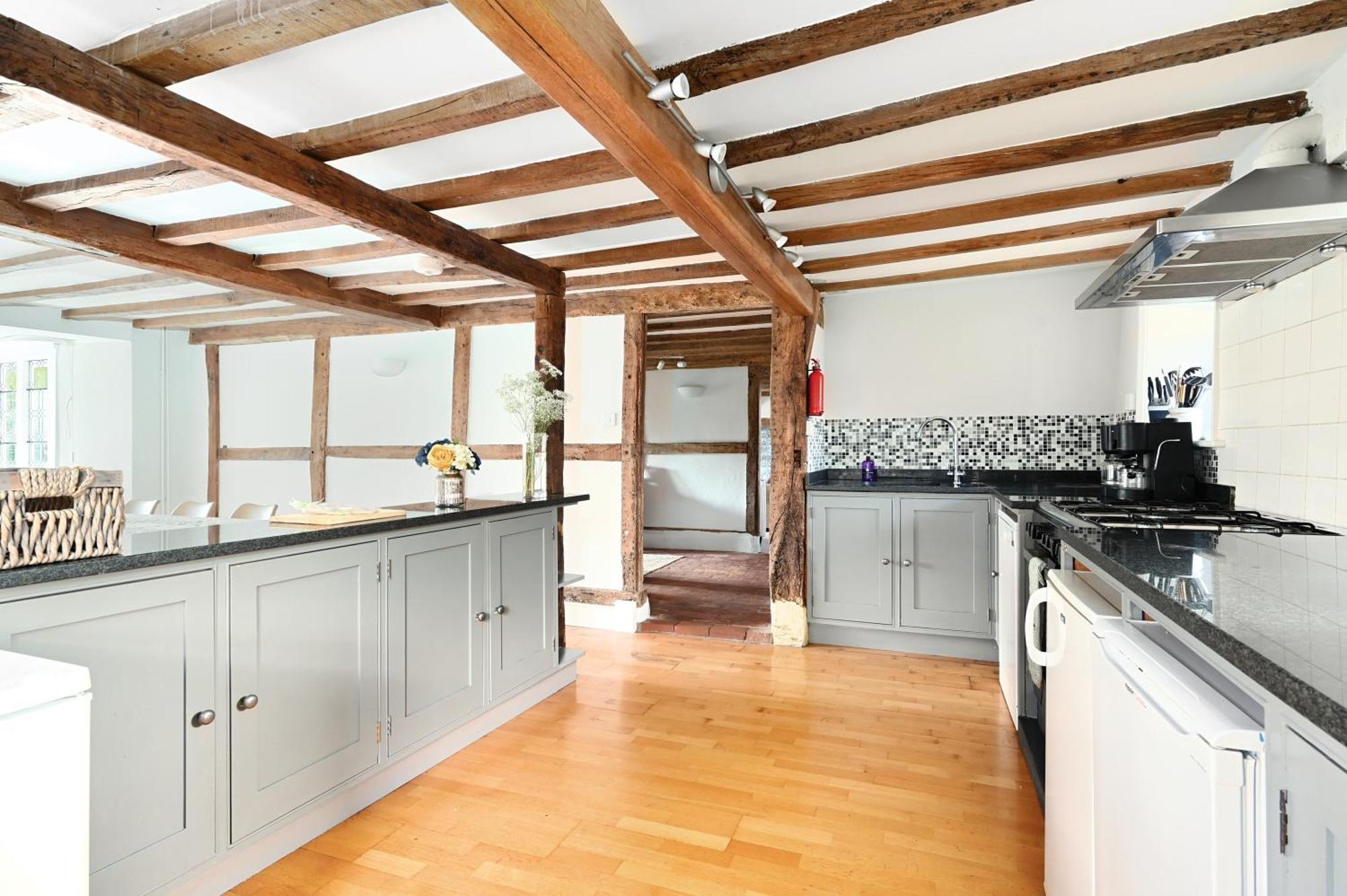 Villa Walnut Tree House Rustington Exterior foto