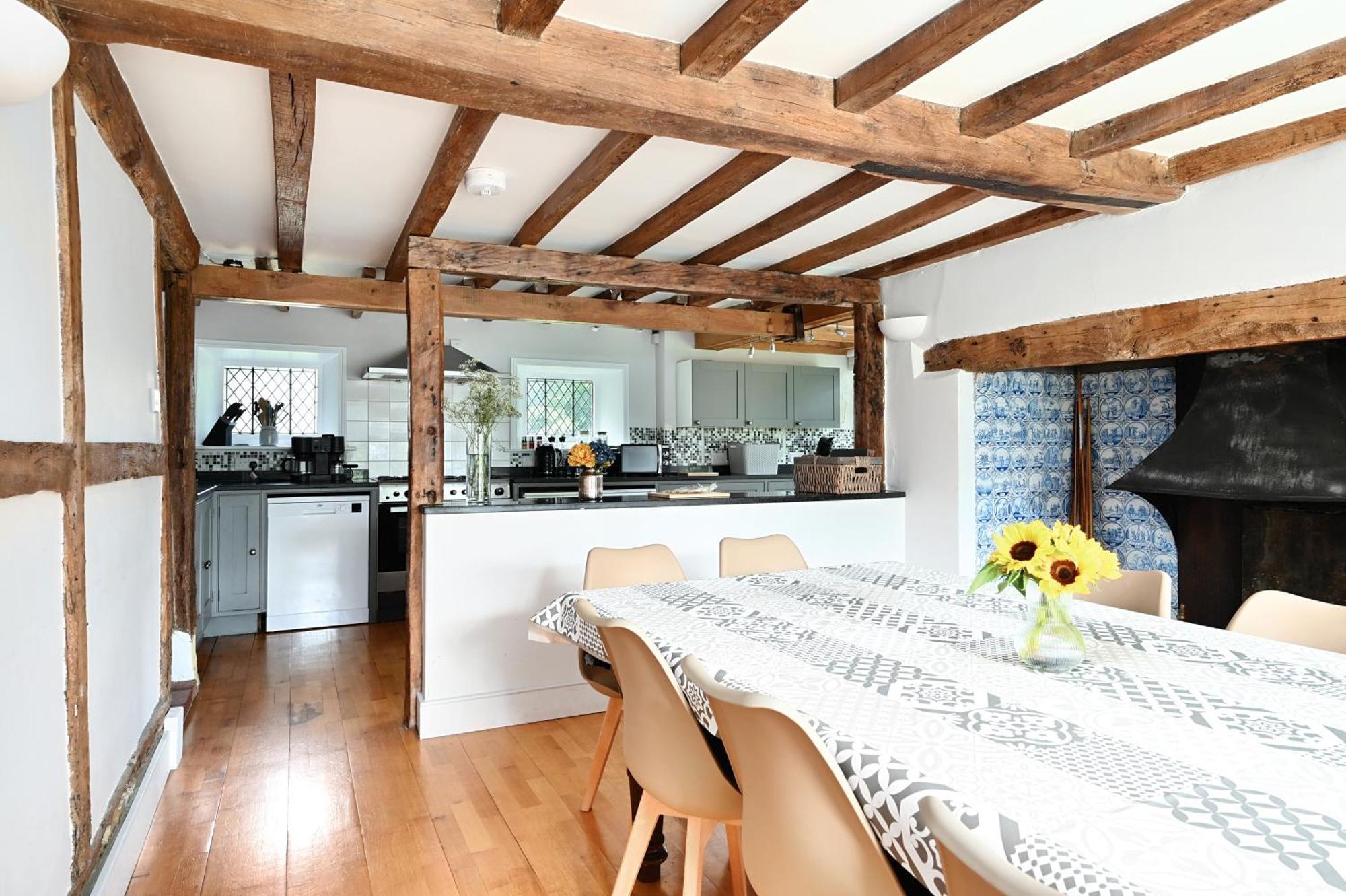 Villa Walnut Tree House Rustington Exterior foto